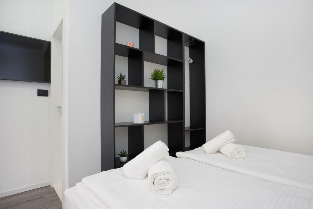 Senzacija Apartments Split Bagian luar foto