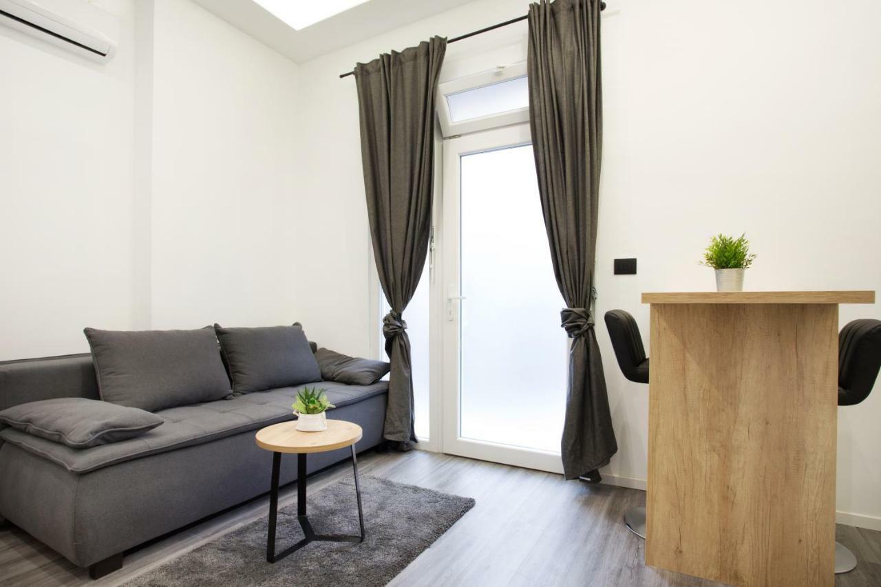 Senzacija Apartments Split Bagian luar foto